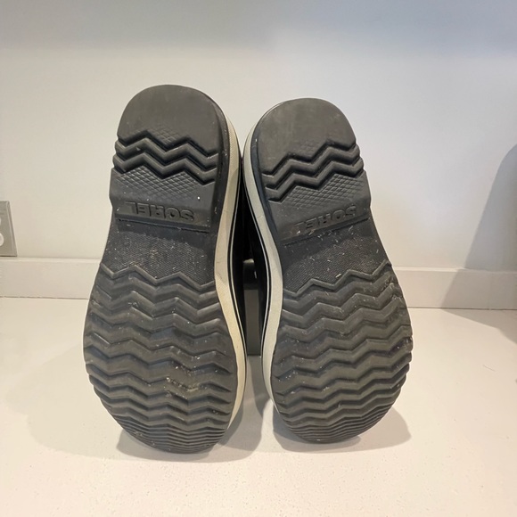 $200 Sorel Joan Of Arctic Black Fur winter waterproof warm Boots Size 6 (EU 38) - Picture 5 of 9